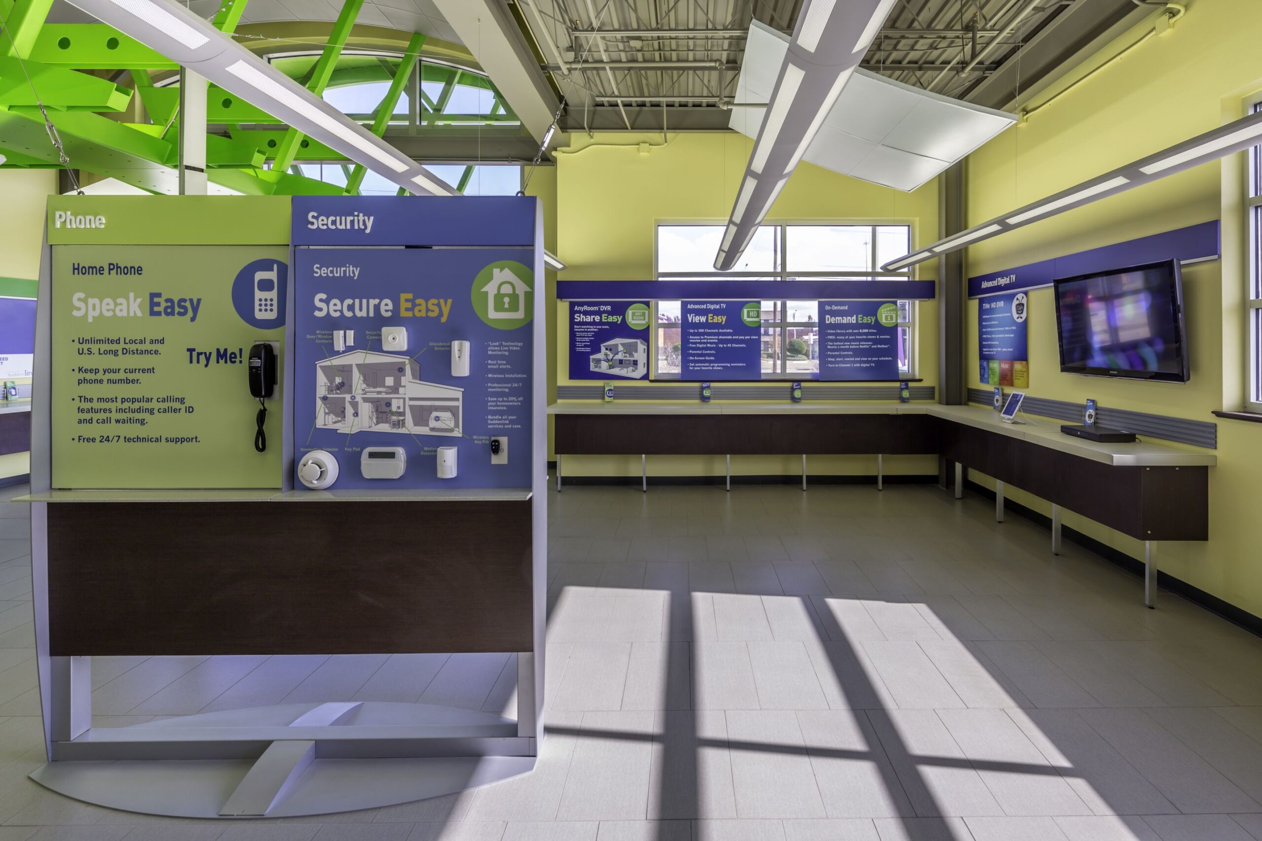 Suddenlink Branded Environments Display